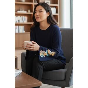 Charter Club Sweater Womens XL Blue Cashmere Embroidered Bell Sleeve Floral Knit